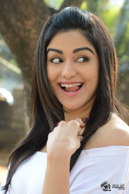 Adah-Sharma-at-Garam-Press-Meet